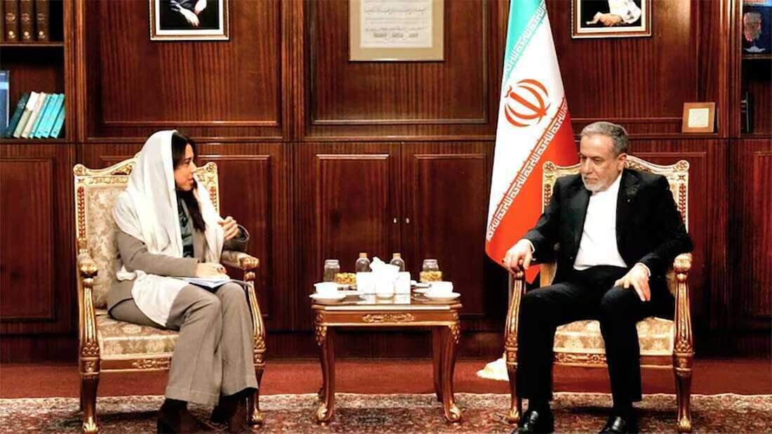 Nusseibah received by Iran's Foreign Minister in Tehran