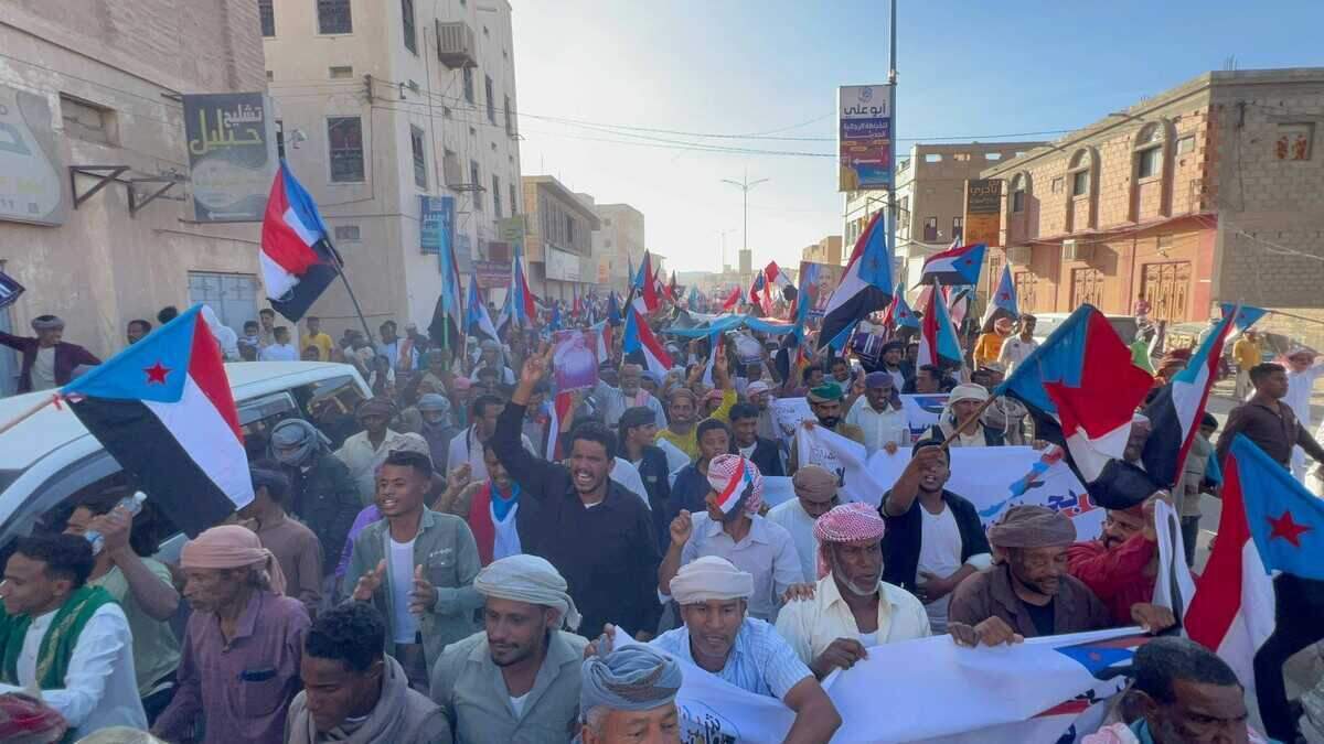 الجنوبيون يرفضون سلطة الأمر الواقع والانتهاكات الاخوانية