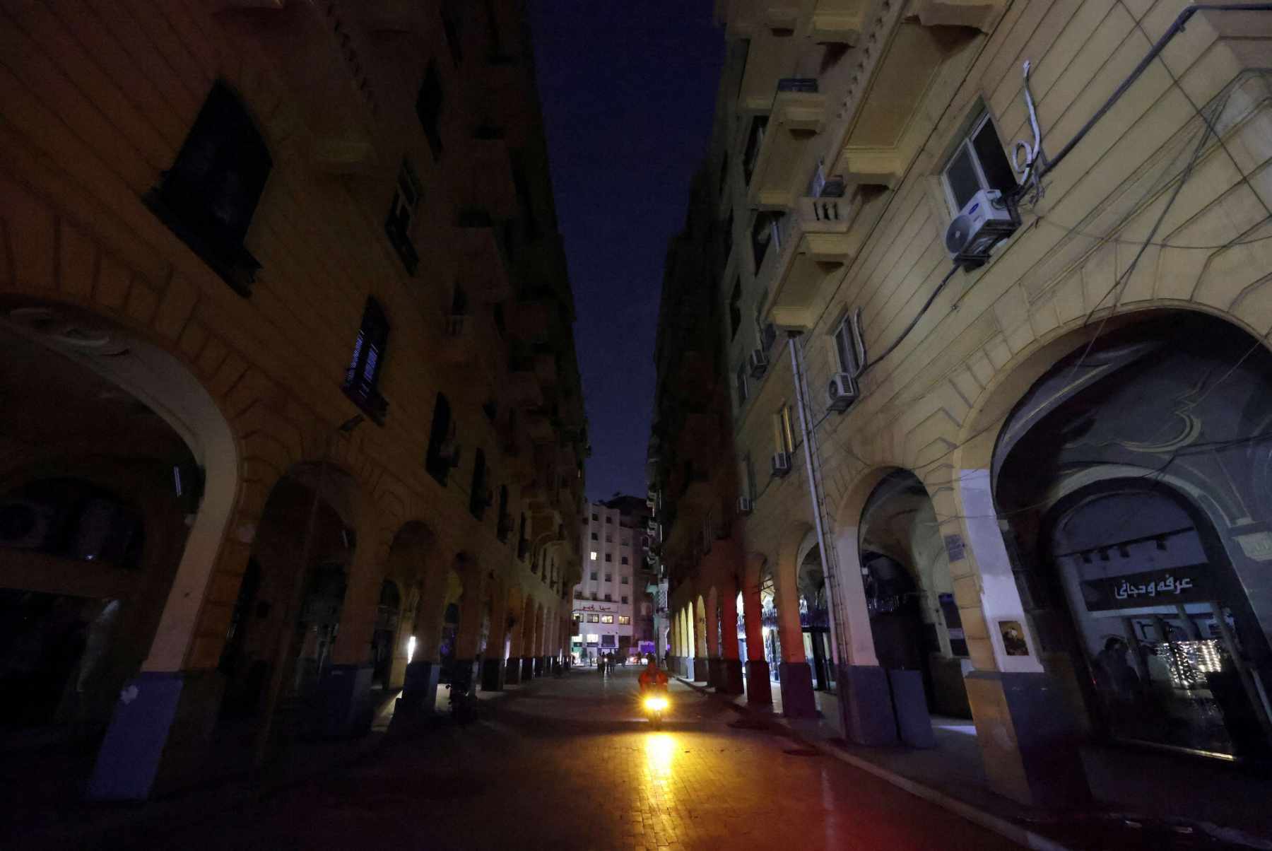 From lively streets to empty boulevards