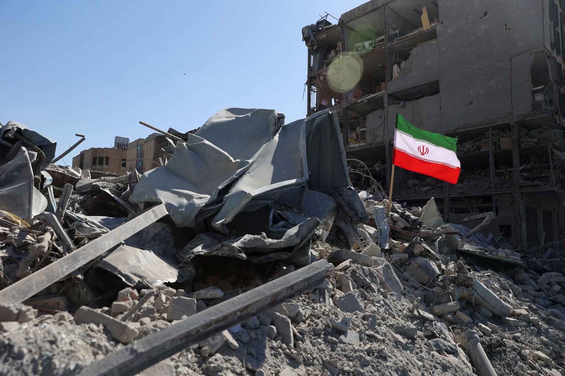 Casualties mount and shipping through Hormuz grinds to a halt