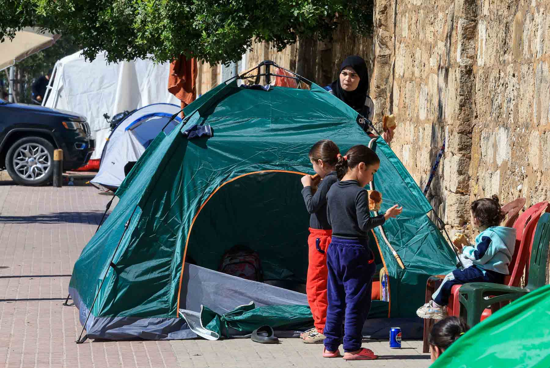 Humanitarian alarm