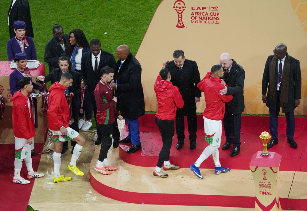 الكاف تقر فوز المغرب وتعتبر منتخب السنغال خاسرا وفقا للمادة 84 من لوائح البطولة