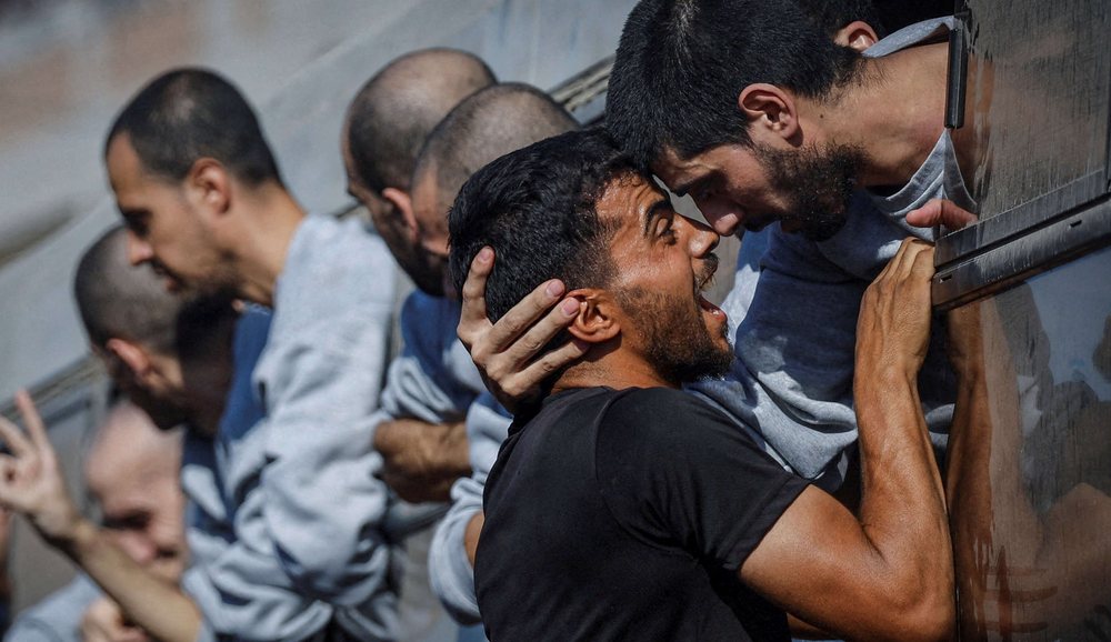 الأسرى الفلسطينيون 