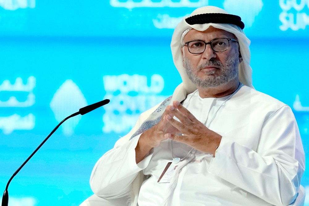 قرقاش يؤكد أن قوة وصلابة الاماراتيين عززت نموذج الإمارات النهضوي