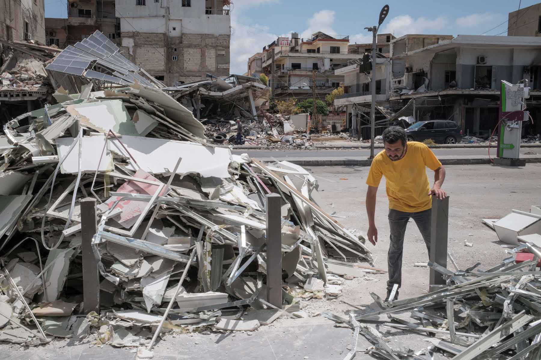 Failure to achieve tangible progress could trigger a return to war