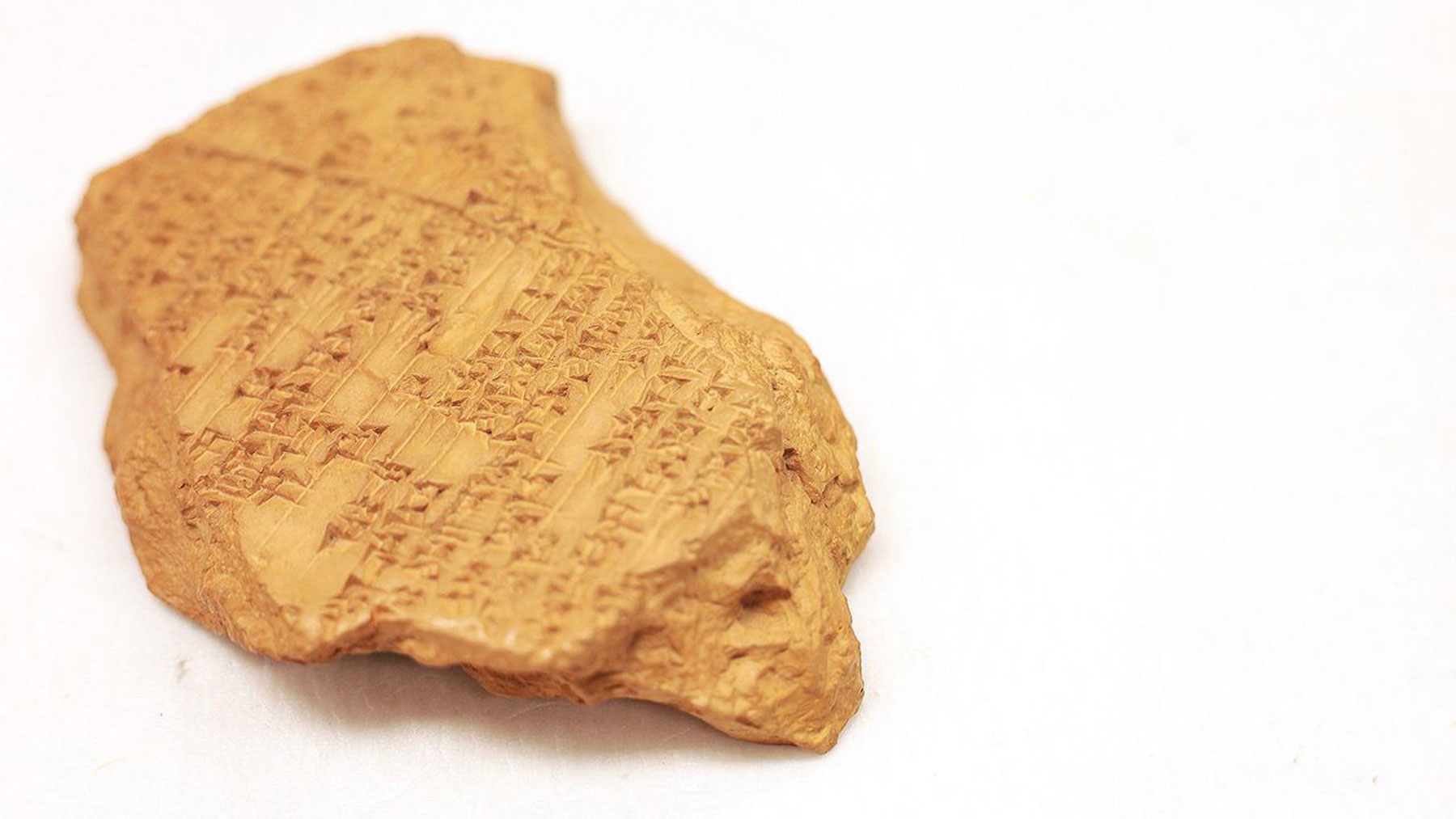 Syria or where abstract symbols first became structured language