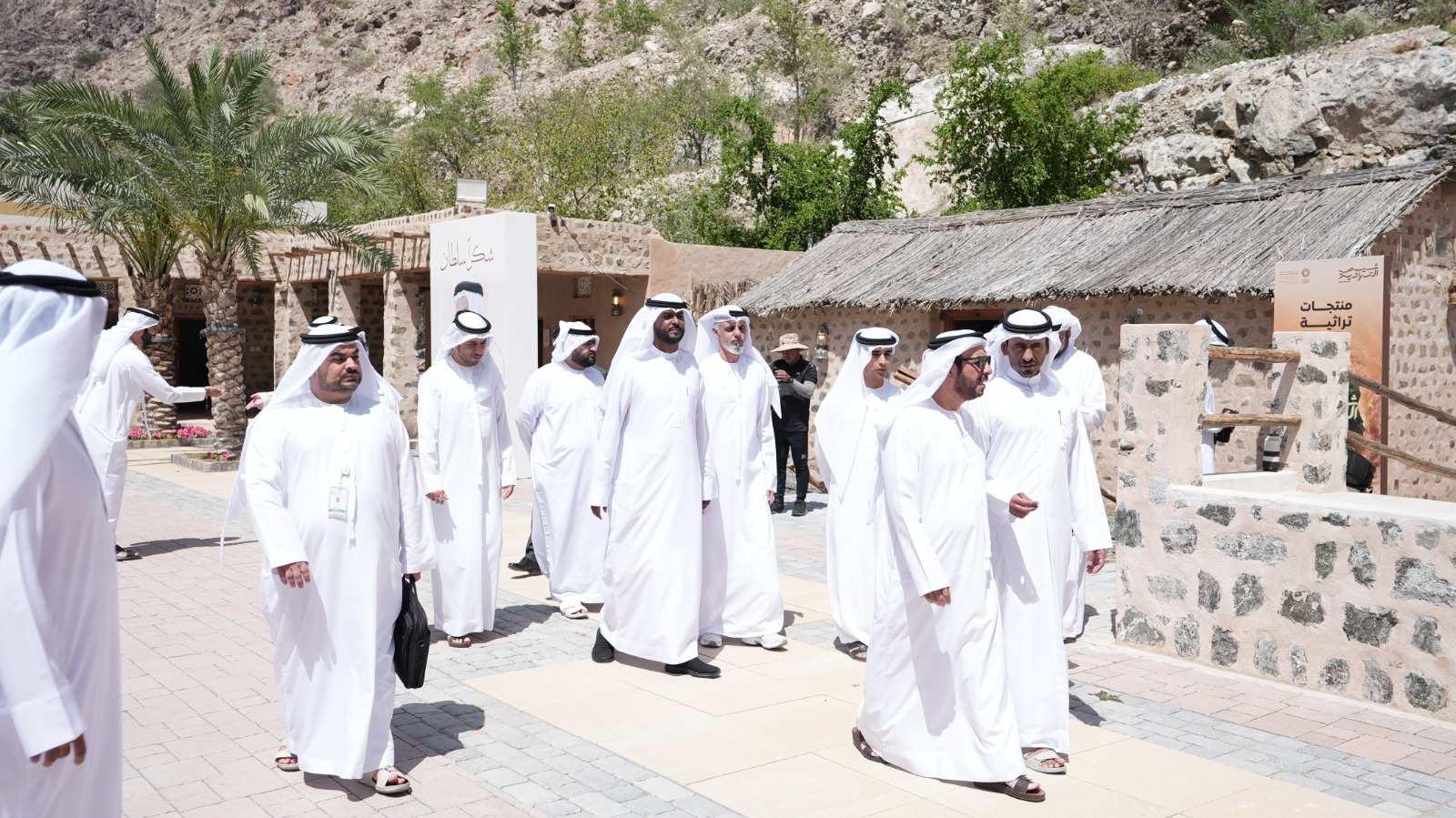 معهد الشارقة