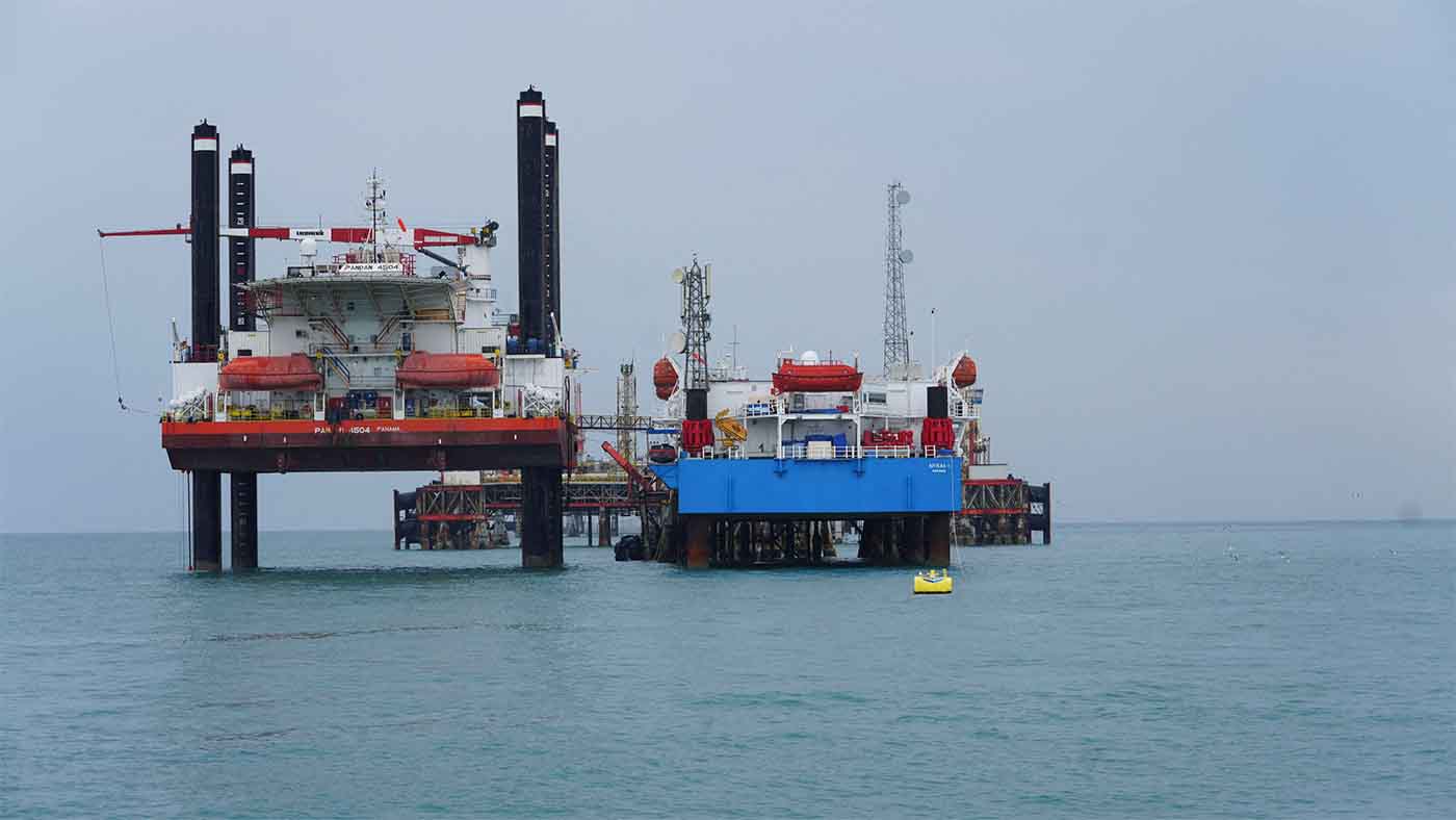 Floating oil export loading platforms at the Basra Oil Port, Iraq