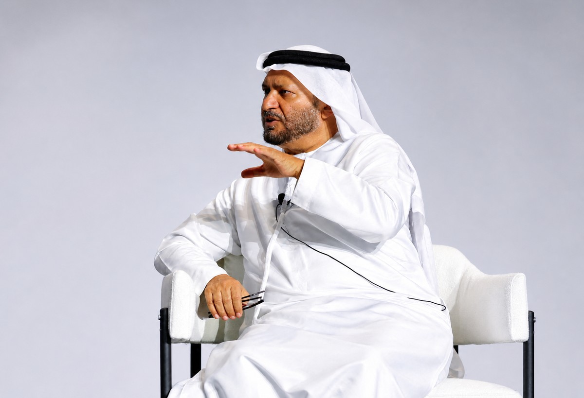 أنور قرقاش