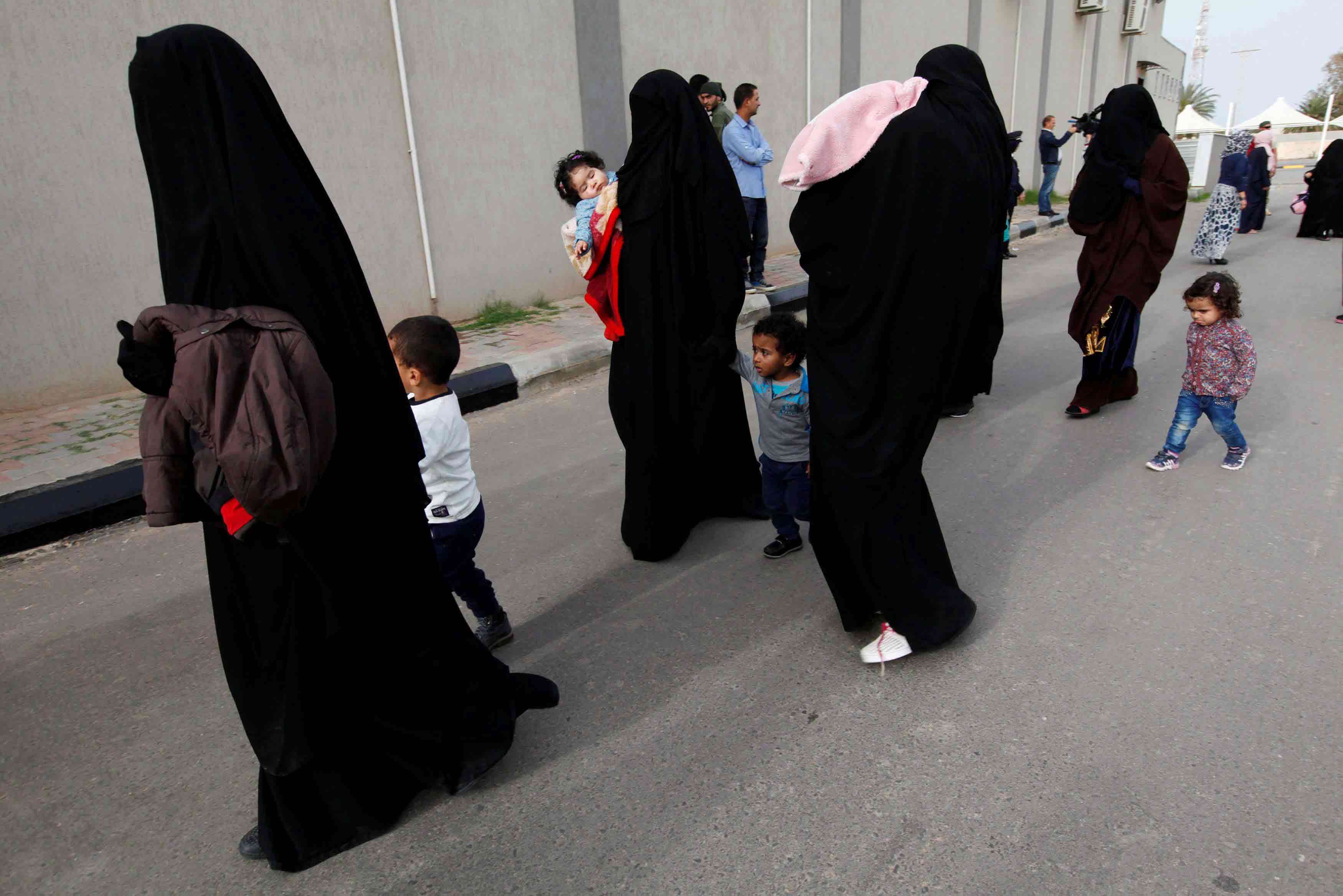تونس لا ترفض استقبال محتجزين لديهم جنسية مثبتة