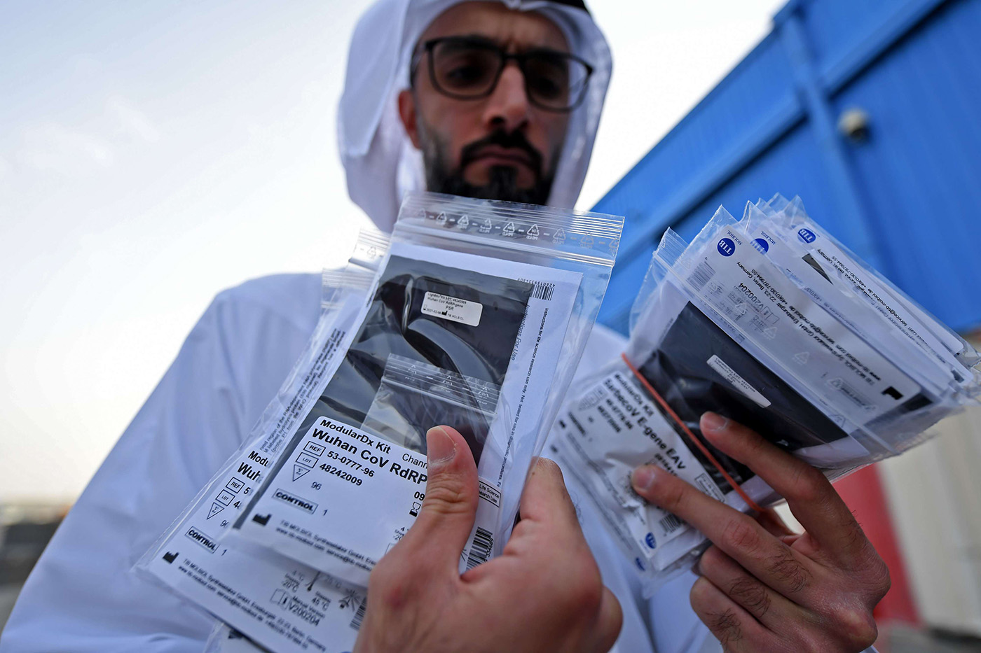 الإمارات سخرت ك