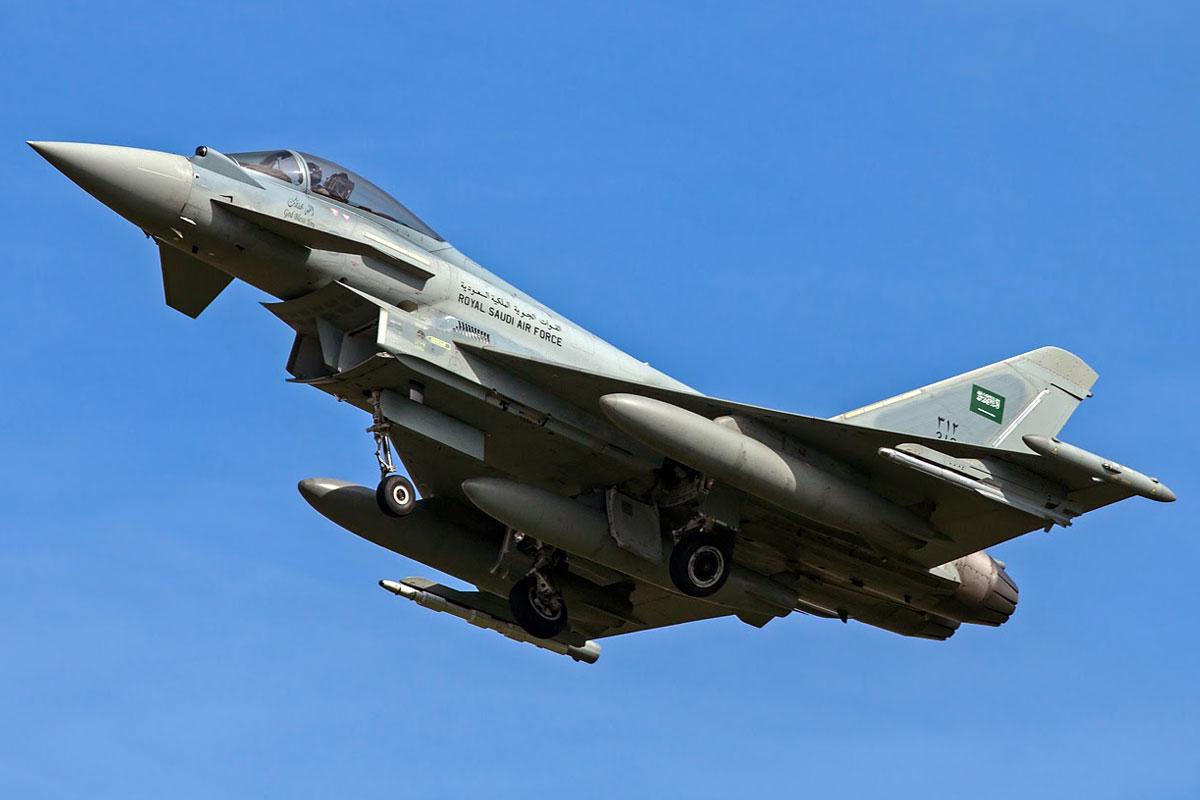 طائرة حربية سعودية