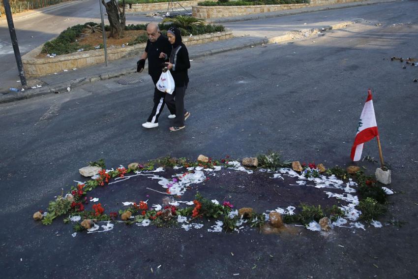 مكان سقوط المتظاهر في خلدة