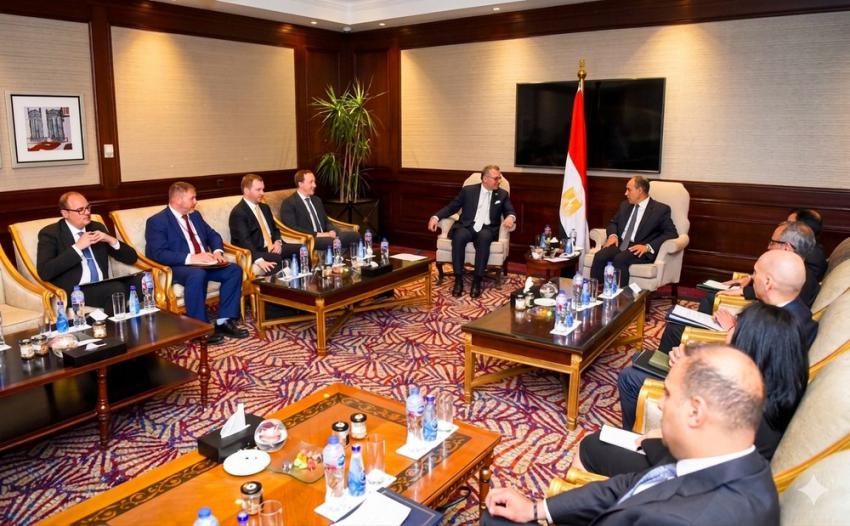 لقاء بدرعبدالعاطي ومسعد بولس