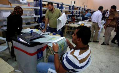 فرز اصوات الناخبين العراقيين
