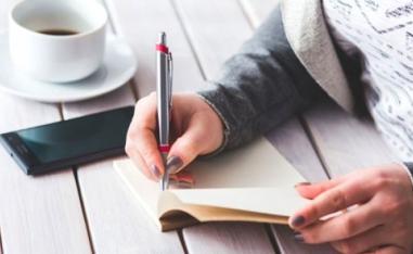 مفهوم الكتابة الأدبية