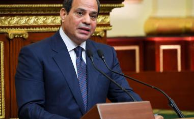 السيسي يطالب يالتضحية