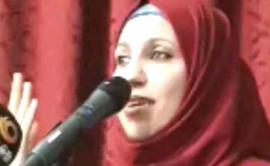 لا يجوز إطلاق صفة القصيدة على القطعة النثرية