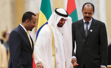 الشيخ محمد بن زايد يتوسط أفورقي وآبي