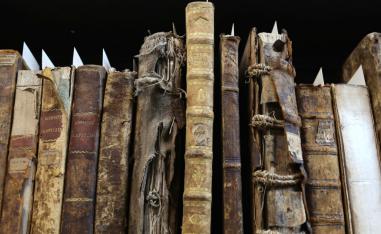 ثلاثة أنماط للظروف المحيطة بتدمير المكتبات