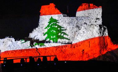 استعراض ضوئي في لبنان