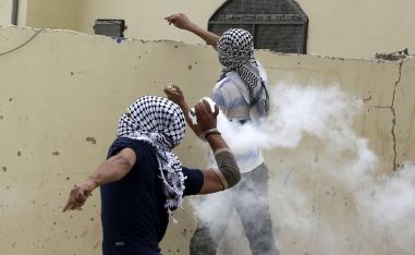 ماكينة إعلامية جبارة تعمل على تغييب صورة الفلسطيني المقاوم والصامد