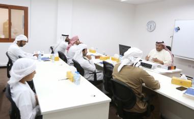 مساعدة الطلبة على دخول عالم البحث في الموروث الشعبي