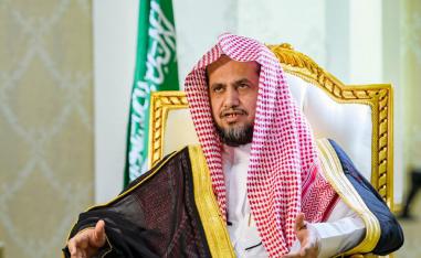 المعجب سيتفقد القنصلية السعودية 