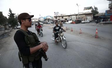 Turkish troops in Afrin imposed a curfew on civilians from Saturday evening in a bid to avoid bloodshed