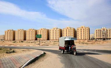 This picture taken on November 20, 2018 shows a view of the new Qatari-built residential units in Khan Yunis in the southern Gaza Strip