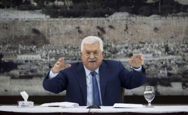 Hamas claims Abbas trying  "to legitimise his arbitrary decisions"