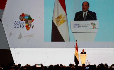 السيسي يستشهد بتوسيع قناة السويس خلال سنة واحدة