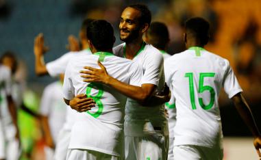 السعودية تبحث عن لقبها القاري الأول في الإمارات