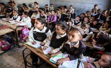 الزواج المبكر ينجب أمية عالية في مصر