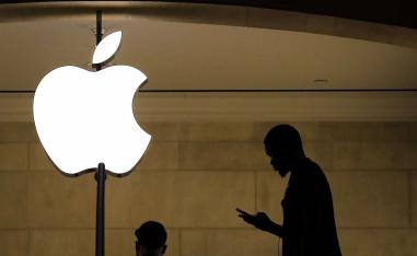 آبل تضع حدا لتجسس التطبيقات على مستخدمي آيفون