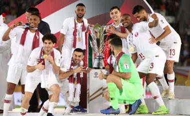 قطر على منصة التتويج في كأس آسيا 2019