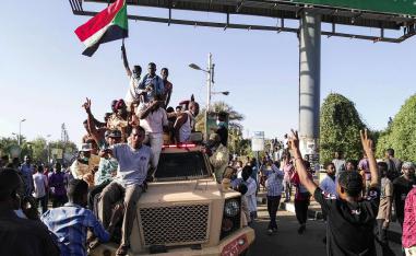 المتظاهرون في السودان