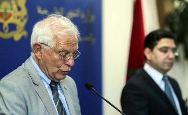 Spanish FM Josep Borrell (L) and Moroccan counterpart, Nasser Bourita