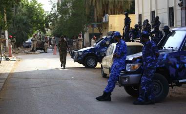 المجلس العسكري حمل قوة أمنية مسؤولية قتل الطلاب المحتجين في الأبيض 