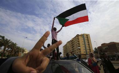 حكومة توافق على استقرار السودان في الطريق