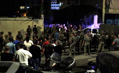 طائرة سقطت وأخرى انفجرت في منطقة معوّض