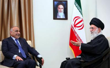 رئيس الوزراء العراقي عادل عبدالمهدي والمرشد الايراني الاعلي علي خامنئي
