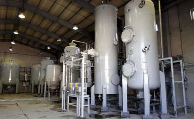 The interior of the Arak heavy water production facility in Arak