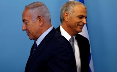 Israeli Prime Minister Benjamin Netanyahu and his Finance Minister Moshe Kahlon 