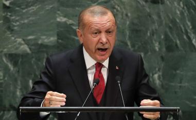 أزمة تركيا تدفع أردوغان للاستثمار في الفوضى الإيرانية 