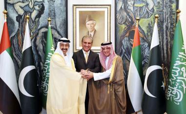 زيارة وزير الخارجية الاماراتي ووزير الدولة السعودي للشؤون الخارجية لباكستان