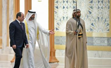 ولي عهد أبوظبي الشيخ محمد بن زايد آل نهيان يستقبل الرئيس المصري عبدالفتاح السيسي
