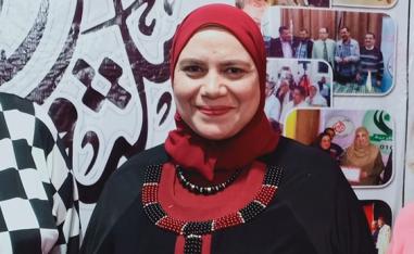 عزة عز الدين 