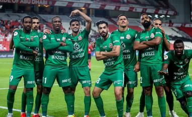 شباب الأهلي لتجنب اي مفاجآت والابتعاد أكثر في الصدارة 