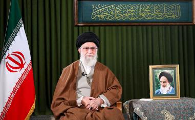 المرشد الإيراني يواصل سياسة الإنكار